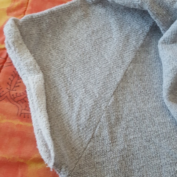 Short sleeve sweatshirt - Picture 3 of 3